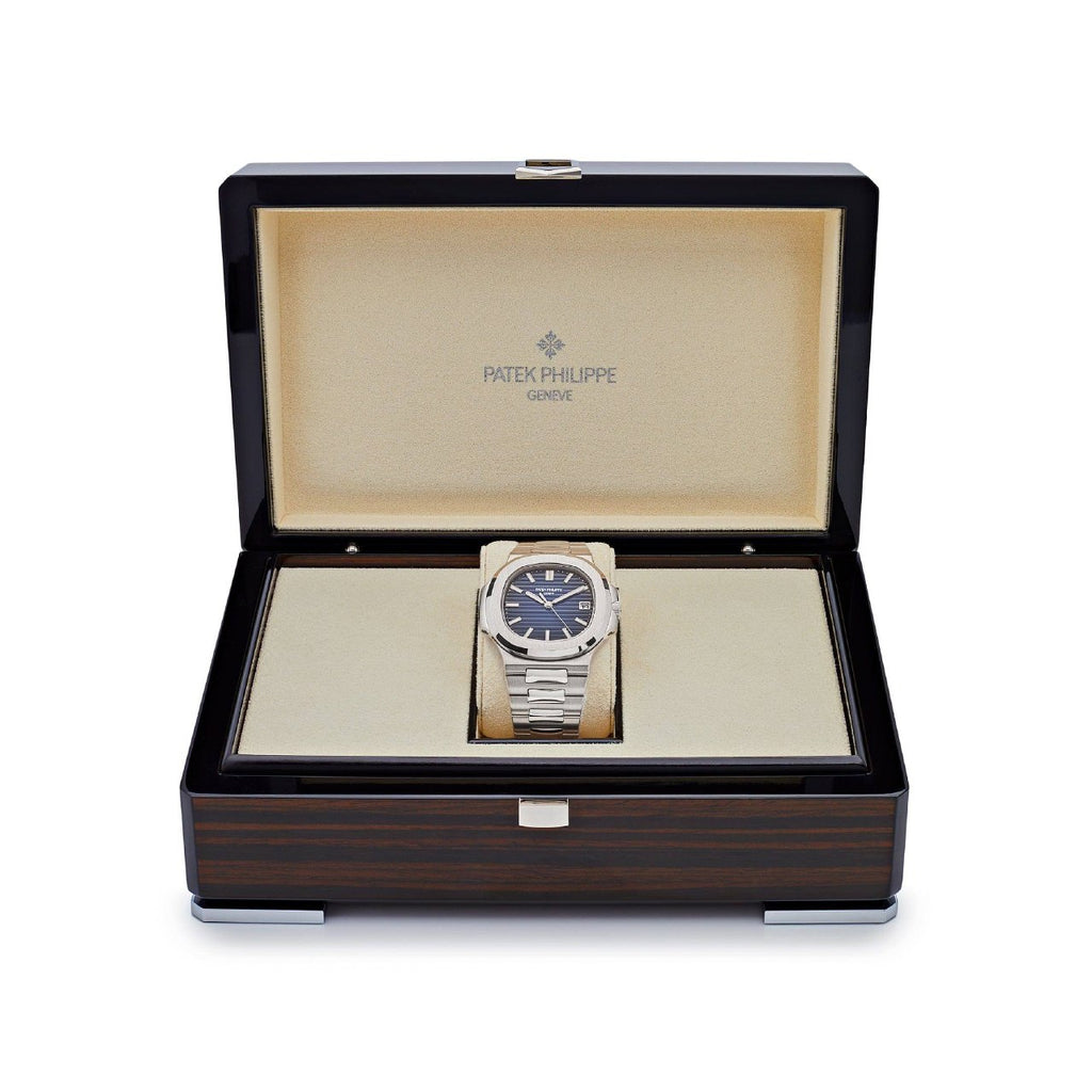 Patek Philippe -  NAUTILUS