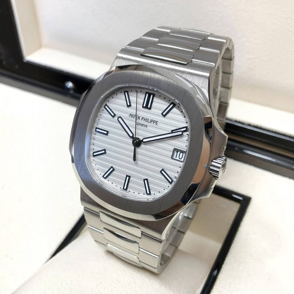 Patek Philippe -  NAUTILUS